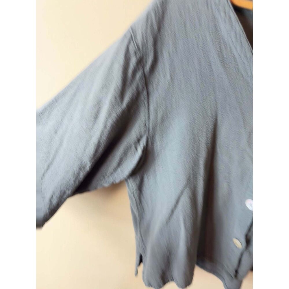 Oh My Gauze Large Medium Gray Button Cropped Ronie Cotton Gauze Blouse - Picture 3 of 11